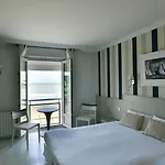 Otel The Originals Miramar, Pontaillac 3*