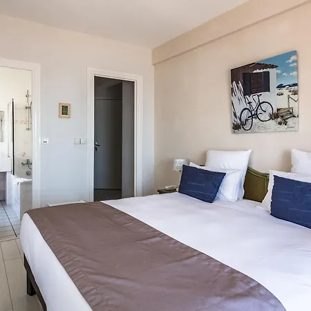 The Originals Miramar, Pontaillac 3*
