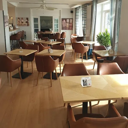The Originals Miramar, Pontaillac Hotel