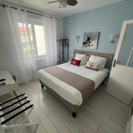 Hotel The Originals Miramar, Pontaillac 3*