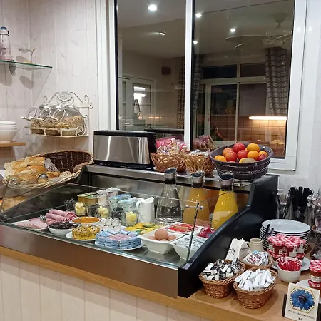 The Originals Miramar, Pontaillac Hotel 3*