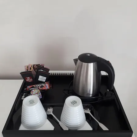 Hotel The Originals Miramar, Pontaillac