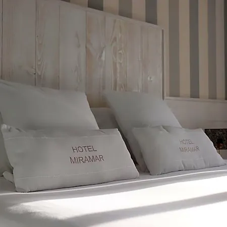 فندق The Originals Miramar, Pontaillac