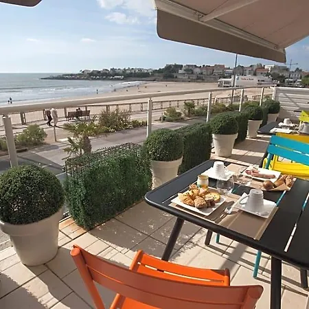 فندق The Originals Miramar, Pontaillac 3*