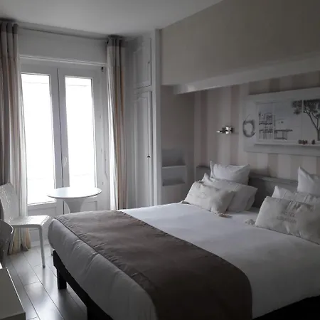 The Originals Miramar, Pontaillac Hotel Royan