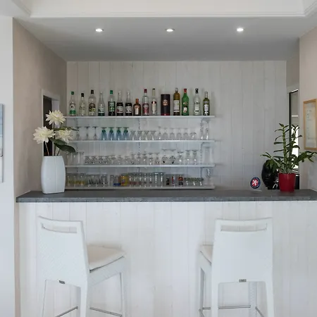 The Originals Miramar, Pontaillac Hotel 3*