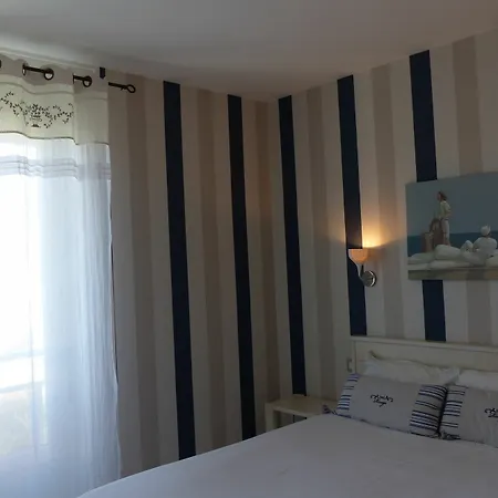 Hotel The Originals Miramar, Pontaillac Royan
