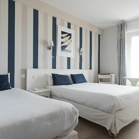 The Originals Miramar, Pontaillac 호텔